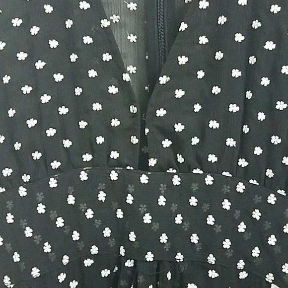 Poppy Long Sleeves Lace up Dress - Picture 6 of 8